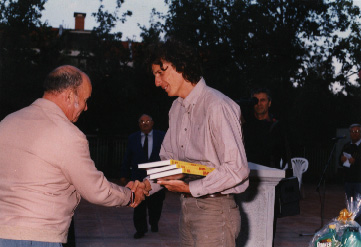15.JPG (45314 bytes)